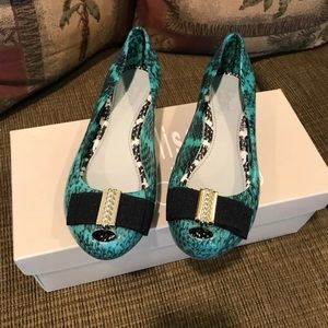 🆕Women’s Melissa + Jason Wu Shoes size 5